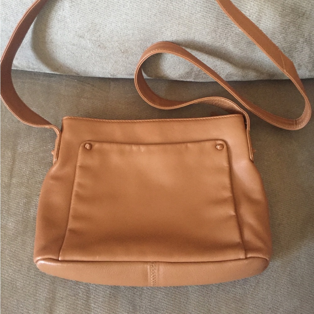 🦞Elegant Tan Leather Shoulder Bag